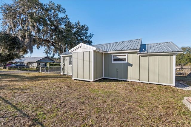 14232 17TH STREET, Dade City, FL 33523