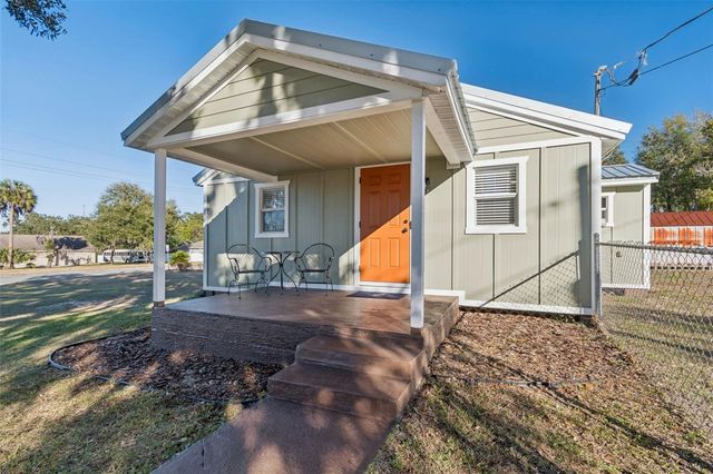 14232 17TH STREET, Dade City, FL 33523