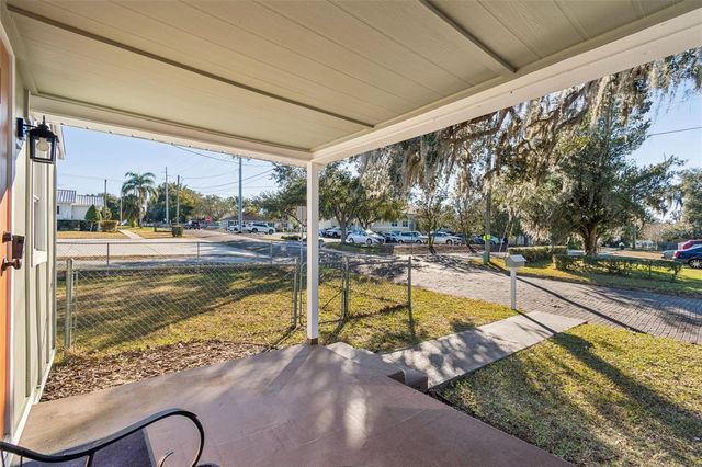 14232 17TH STREET, Dade City, FL 33523