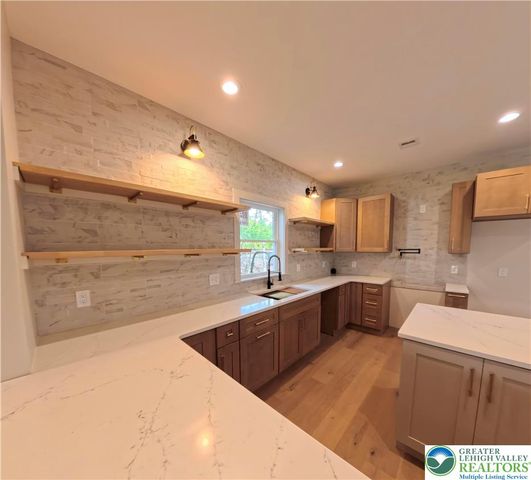 41 South 2nd Street, Emmaus Boro, PA 18049