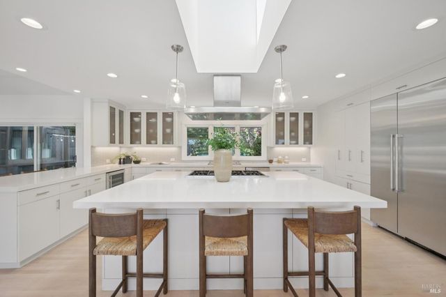 55 Upper North Ter, Tiburon, CA 94920