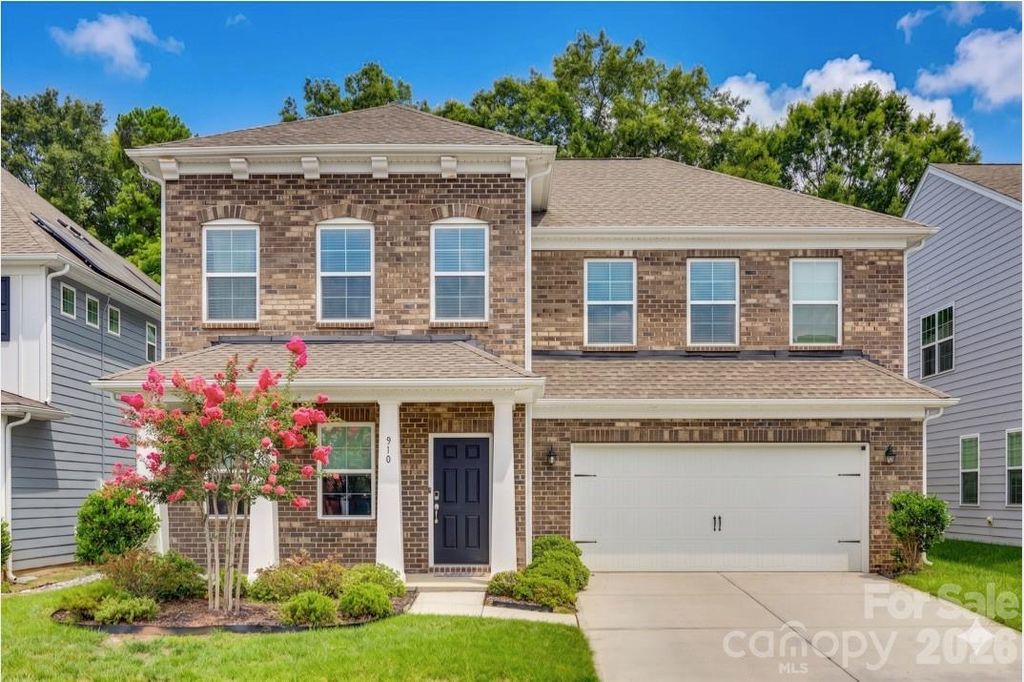 910 Ashton Oak Court, Fort Mill, SC 29715