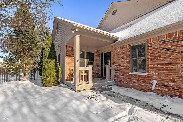 11927 Halla Place, Fishers, IN 46038