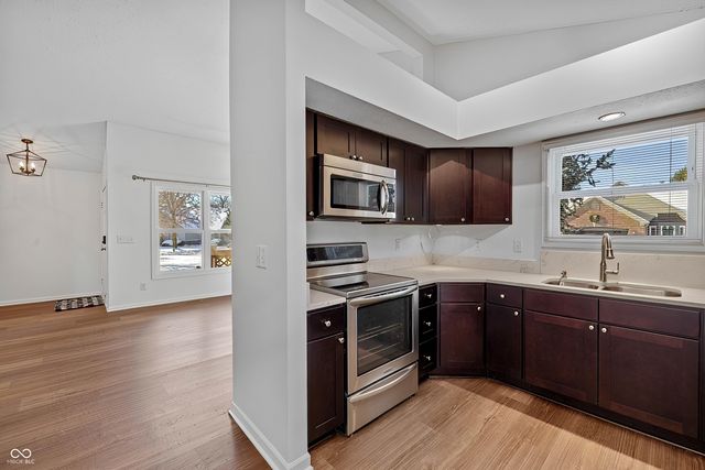 11927 Halla Place, Fishers, IN 46038