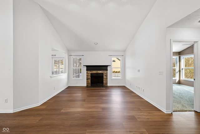 11927 Halla Place, Fishers, IN 46038