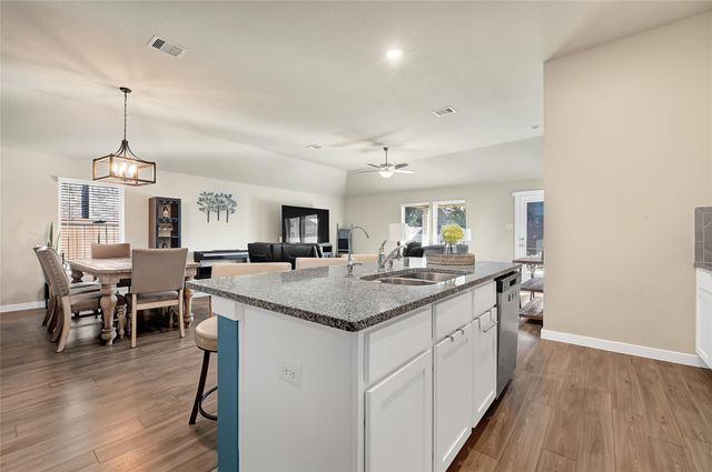 15015 Old Horseshoe Lake Drive, Cypress, TX 77433