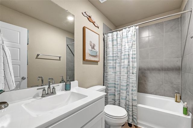 15015 Old Horseshoe Lake Drive, Cypress, TX 77433