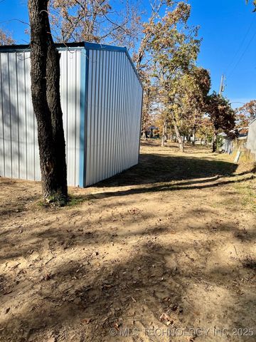 18 Nakomis Court, Canadian, OK 74425