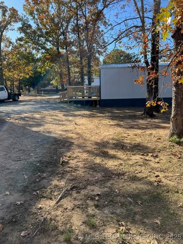 18 Nakomis Court, Canadian, OK 74425