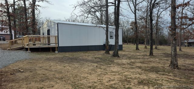 18 Nakomis Court, Canadian, OK 74425