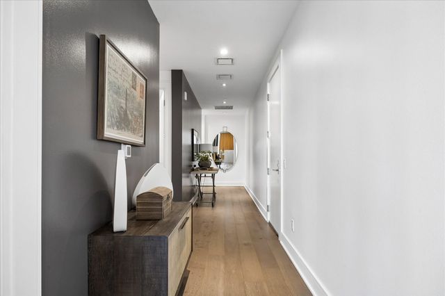 5104 Caroline Street 403, Houston, TX 77004