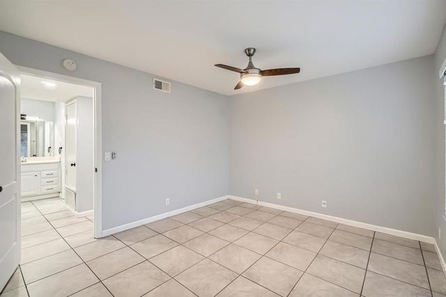 675 Diamond Way 137, Vista, CA 92083