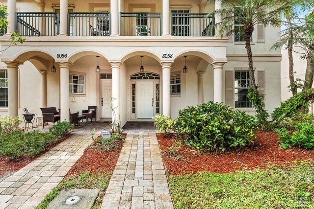 8058 Murano Circle, Palm Beach Gardens, FL 33418