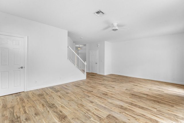 8058 Murano Circle, Palm Beach Gardens, FL 33418