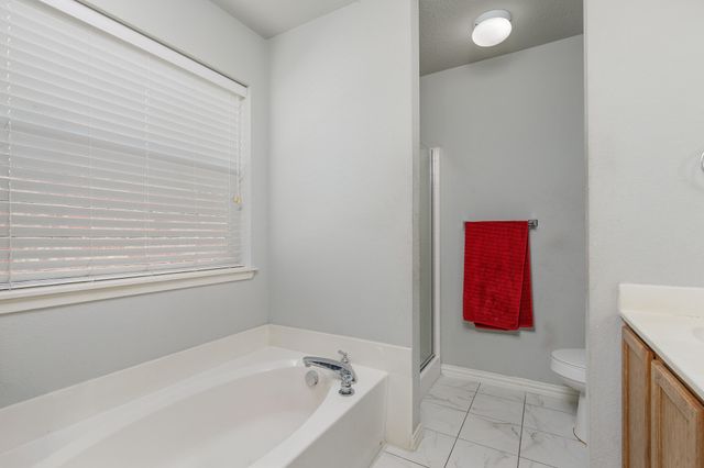 8833 Wayne Street, Cross Roads, TX 76227