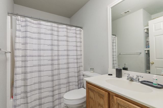 8833 Wayne Street, Cross Roads, TX 76227
