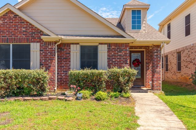 8833 Wayne Street, Cross Roads, TX 76227