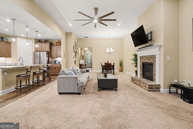 380 Falcon Way, Cresswind At Twin Lakes, GA 30548