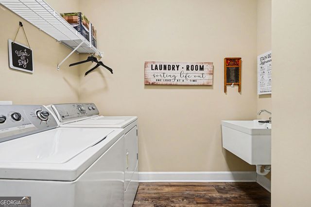 380 Falcon Way, Cresswind At Twin Lakes, GA 30548