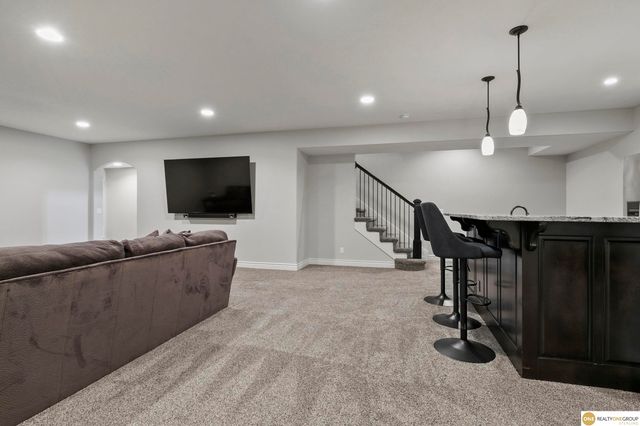 10639 S 189th Street, Omaha, NE 68136
