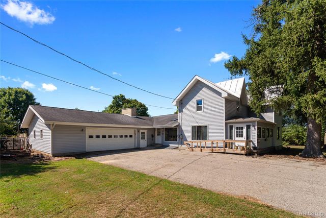 435 E Girard Road, Girard Township, MI 49036