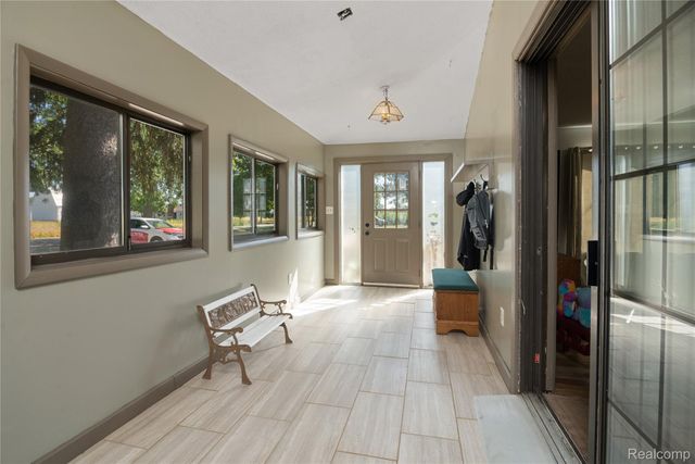 435 E Girard Road, Girard Township, MI 49036