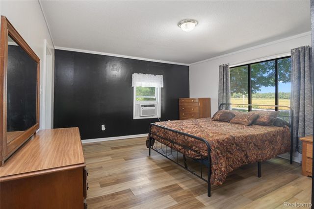 435 E Girard Road, Girard Township, MI 49036