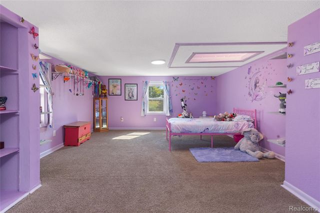 435 E Girard Road, Girard Township, MI 49036