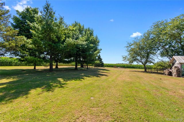 435 E Girard Road, Girard Township, MI 49036