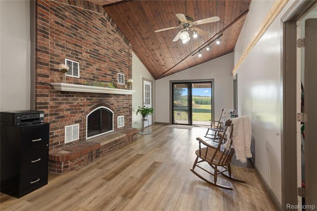 435 E Girard Road, Girard Township, MI 49036