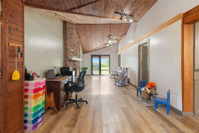 435 E Girard Road, Girard Township, MI 49036