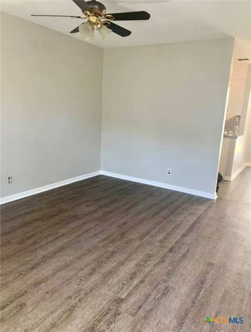 131 Regency Avenue, Victoria, TX 77904