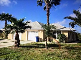 4650 27th ST SW, Lehigh Acres, FL 33973