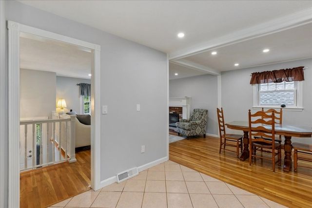40 Bradford, Tewksbury, MA 01876
