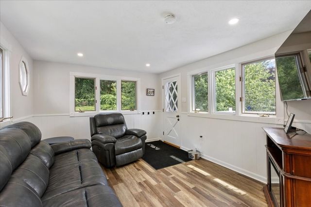 40 Bradford, Tewksbury, MA 01876