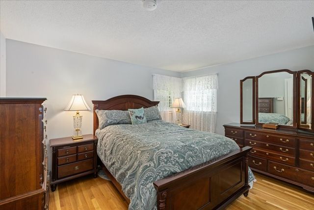 40 Bradford, Tewksbury, MA 01876