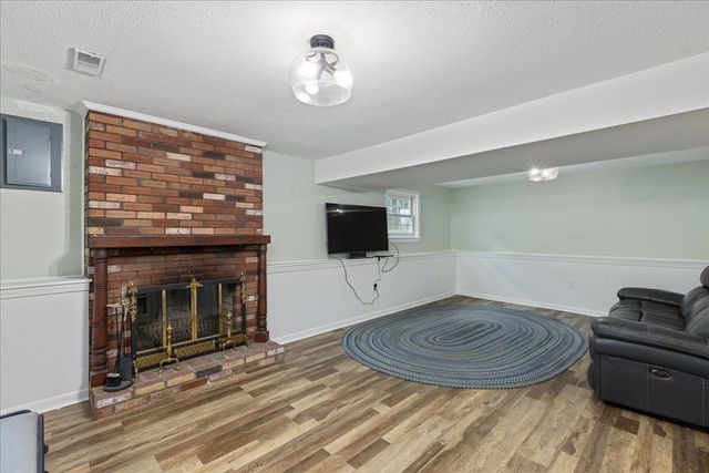 40 Bradford, Tewksbury, MA 01876