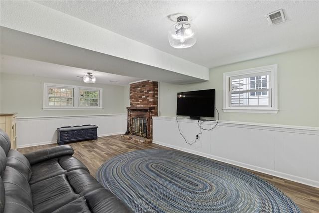 40 Bradford, Tewksbury, MA 01876
