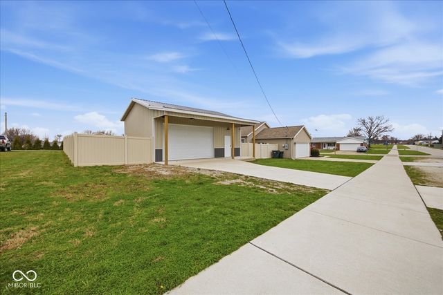 937 E Hendricks Street, Greensburg, IN 47240