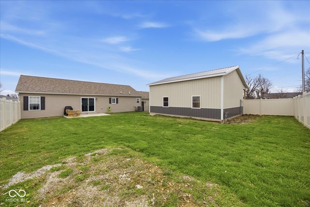 937 E Hendricks Street, Greensburg, IN 47240