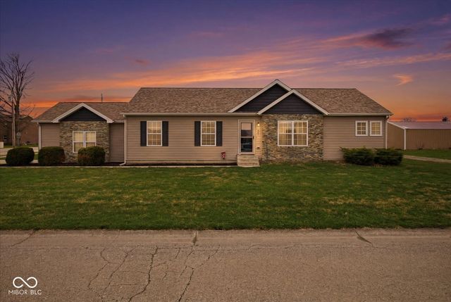 937 E Hendricks Street, Greensburg, IN 47240