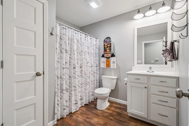 724 Grindstone Circle, Waterloo, IA 50702