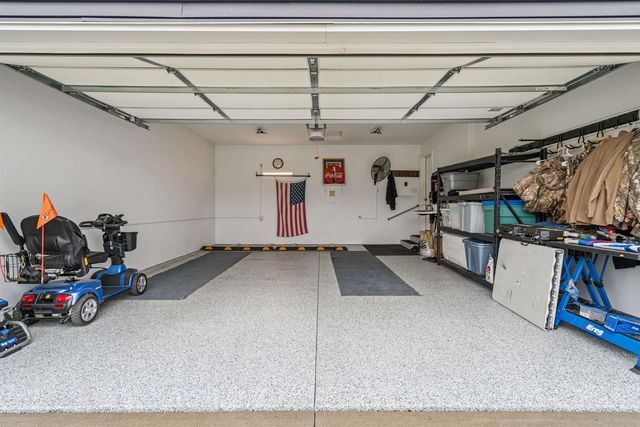 724 Grindstone Circle, Waterloo, IA 50702