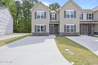 318 Glenellen Loop Road, Midway Park, NC 28544