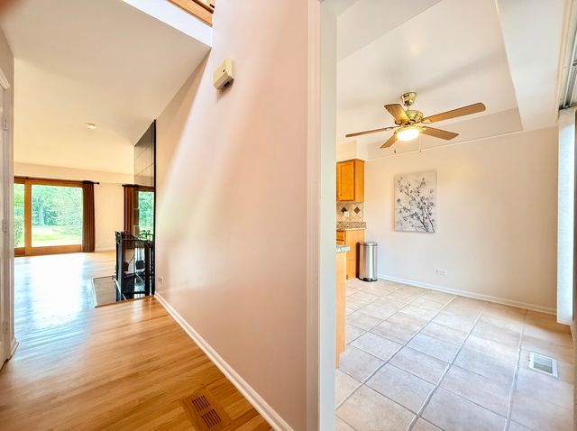 1846 Mission Hills Lane, Northbrook, IL 60062