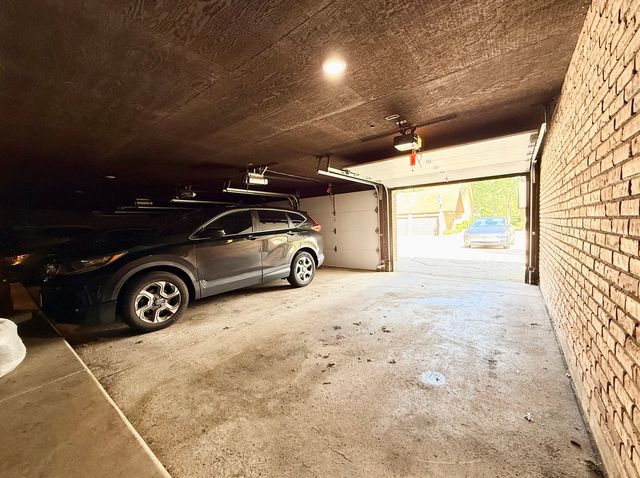 1846 Mission Hills Lane, Northbrook, IL 60062