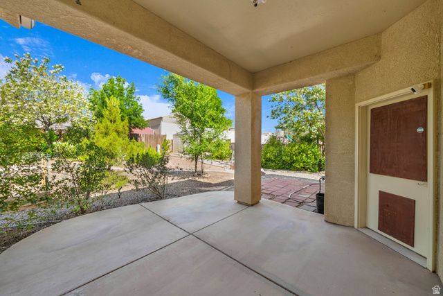 861 N 300 E, Hurricane, UT 84737