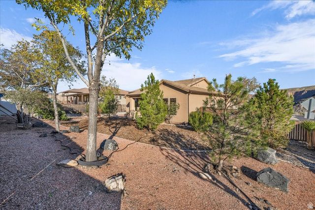 861 N 300 E, Hurricane, UT 84737