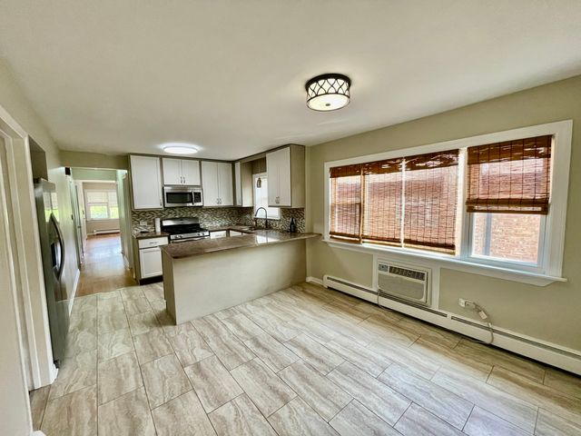 5158 N Elston Avenue 3, Chicago, IL 60630