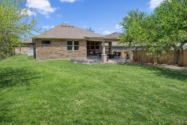 368 Founders RDG, Dripping Springs, TX 78620
